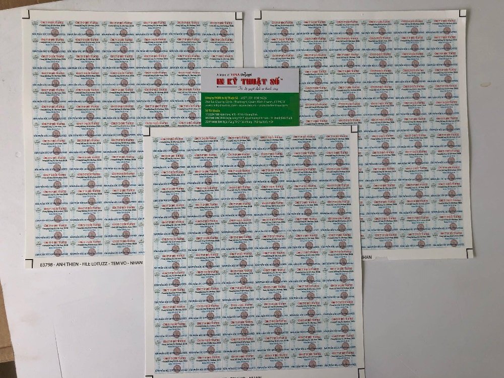 In tem decal vỡ tại In Kỹ Thuật Số Since 2006