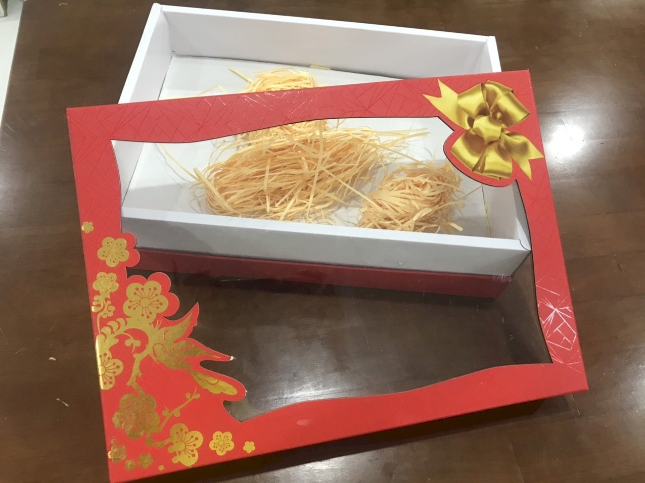 In các loại hộp giấy nên đặt xưởng in offset hay in offset kỹ thuật số ghép bài?