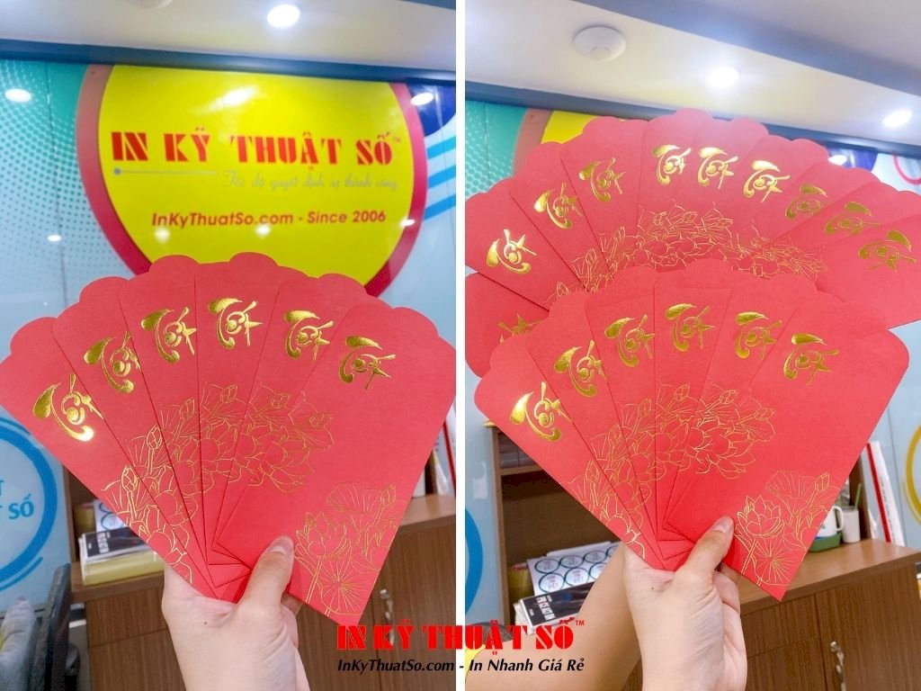 In bao lì xì  ép kim - ép nhũ sang trọng, cán màng UV định vị logo, hoa văn trên nền giấy Ford đỏ nhung