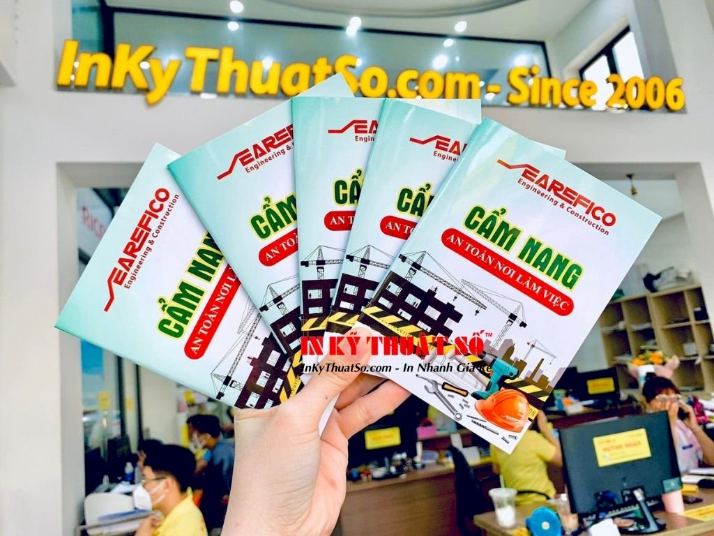 In quyển cẩm nang an toàn nơi làm việc - in cẩm nang cầm tay