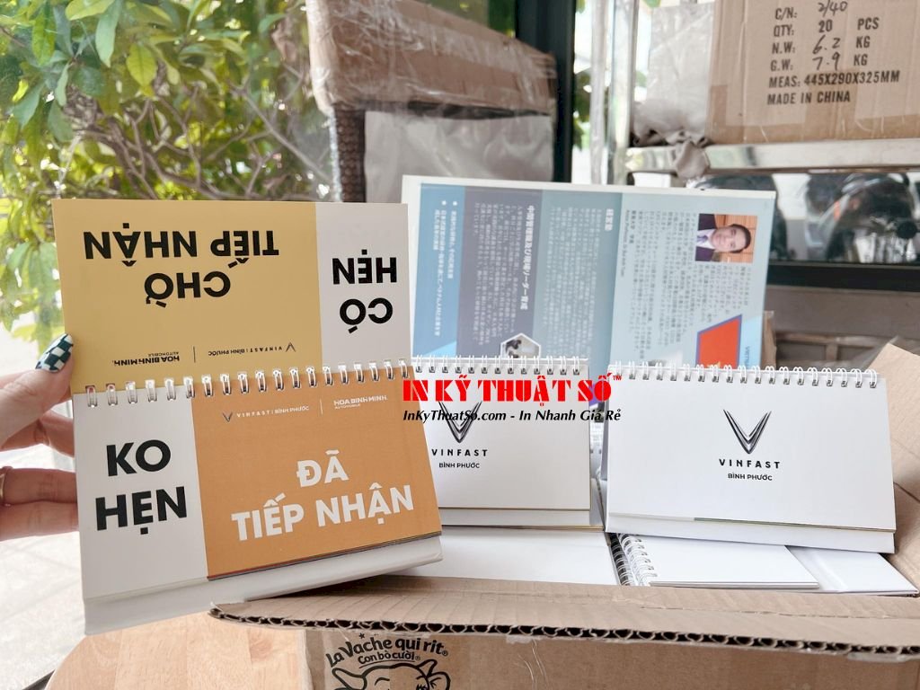 Các mẫu thiết kế lịch để bàn độc đáo