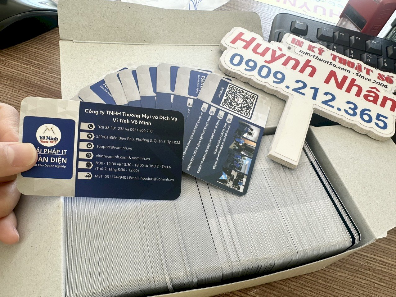 In Card visit kết hợp mã QR code theo yêu cầu TPHCM