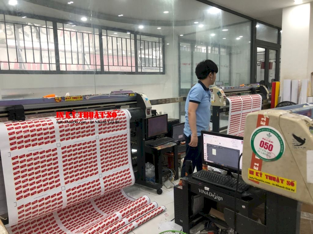 In Decal cuộn khổ 1m2 theo yêu cầu TPHCM