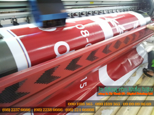 In băng rôn, khẩu hiệu treo mừng lễ Quốc khánh 2/9