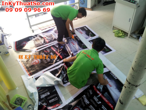 In băng rôn tại Tân Bình