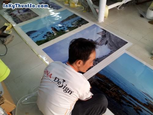 Trang trí tường văn phòng làm việc với in tranh khổ lớn