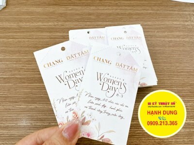 In tag quà tặng 8.3 kèm lời chúc mừng Happy Women's Day, tag treo giấy Econo 350gsm - INKTS1234