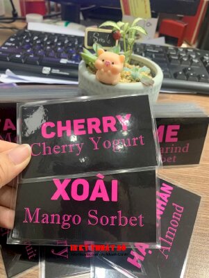 In thẻ giấy ép Plastic các hương vị kem Cherry Yogurt, Xoài Mango Sorbet, Me Tamarind Sorbet song ngữ Việt Anh - INKTS1710