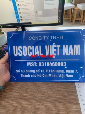 In bảng hiệu công ty Mica trong 3li, in UV ngược 1 mặt, lót trắng full nền - INKTS1865