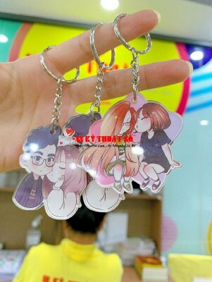 In móc khóa chibi theo yêu cầu, móc khóa Mica cặp đôi chibi cute dễ thương - INKTS1956