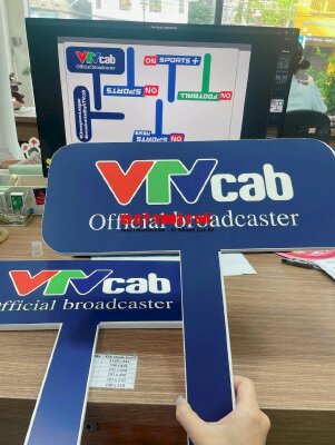 In Props cầm tay logo truyền hình cab, hashtag mạng xã hội cho sự kiện giới thiệu chương trình mới - INKTS2043