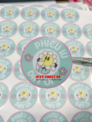 In sticker dán áo event sự kiện, sticker tròn 5cm Decal sữa in mực dầu, cán mờ, bế theo viền - INKTS3041