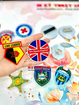 In huy hiệu mica trong, làm huy hiệu nam châm in hình theo yêu cầu - INKTS864