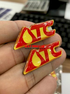 Làm huy hiệu logo công ty cài áo nhựa đổ keo gắn nam châm, gắn ghim cài - INKTS563