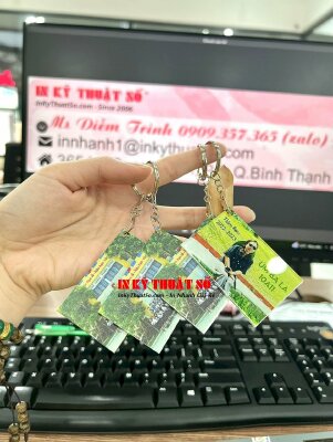 Móc khóa mica in hình tập thể lớp - INKTS374