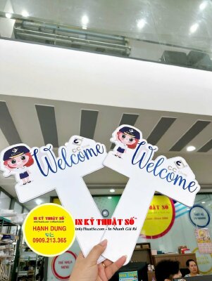 In hashtag cầm tay Welcome cho phòng khám thẩm mỹ Clinic, in PP cán formex cắt CNC theo file - INKTS3363