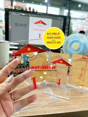Làm bảng số để bàn quán Phở từ Mica trong 5li uốn chân chữ L, hàng gửi đi Malaysia từ TPHCM- INKTS3351