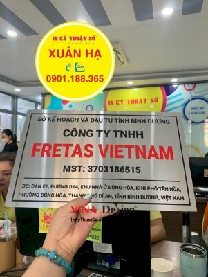Bảng công ty inox mặt nhôm xước trắng, bảng hiệu cty 34x21cm in UV màu - INKTS1224