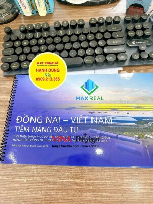 In quyển catalogue giới thiệu dự án bất động sản, gáy lò xo dễ lật mở - INKTS3482