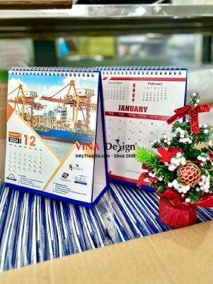 In lịch để bàn 19 x 22cm, lịch bàn chữ A gáy lò xo, in lịch Tết công ty hàng hải - INKTS1019