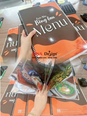 In menu ép plastic đóng cuốn lò xo cho quán ăn đặc sản - INKTS438