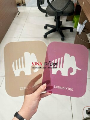In thẻ nhựa trong logo trang trí máy cafe - INKTS3604