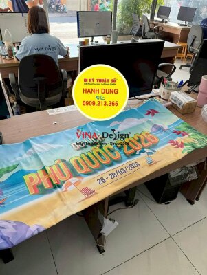 In băng rôn du lịch công ty travel, tour banner in bạt hiflex mực dầu, đóng khoen 4 góc, dán biên xỏ cây - INKTS3705