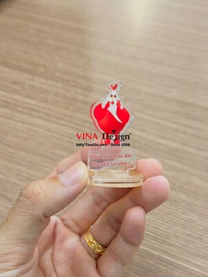 In standee mica trong hình linh vật hiến máu nhân đạo Việt Nam - INKTS3779