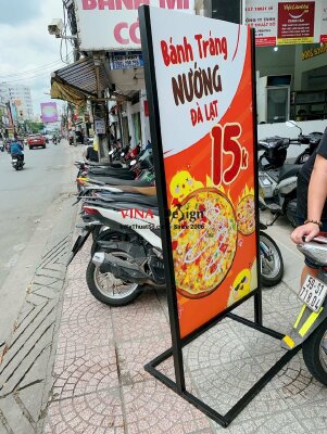 In standee sắt ngoài trời quán Bánh Tráng Nướng Đà Lạt - INKTS500