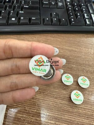 In logo huy hiệu cài áo cho công ty nông nghiệp sản phẩm thú y, thủy sản, huy hiệu gắn nam châm - INKTS3924