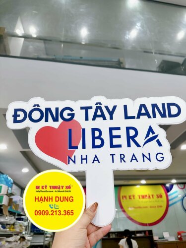 Hashtag cầm tay Đông Tây Libera Nha Trang - MSN413