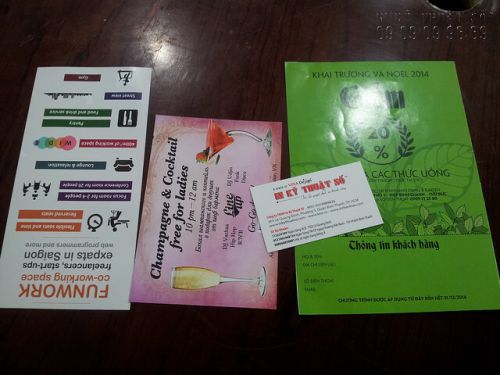 In nhanh kỹ thuật số tờ rơi