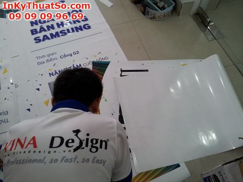 In kỹ thuật số trên chất liệu PP làm poster cho trương trình 'Ngày hội bán hàng Samsung'