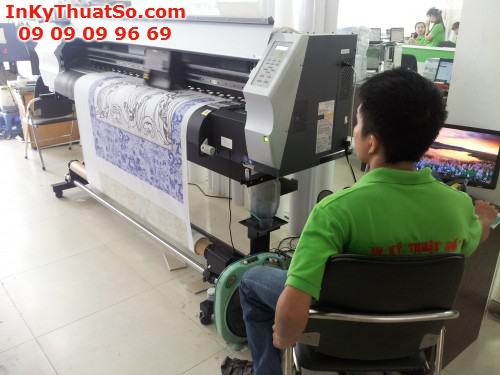 In tranh với in vải silk cùng Công ty In Kỹ Thuật Số - Digital Printing  Làm đẹp không gian phòng khách với tranh in vải Silk