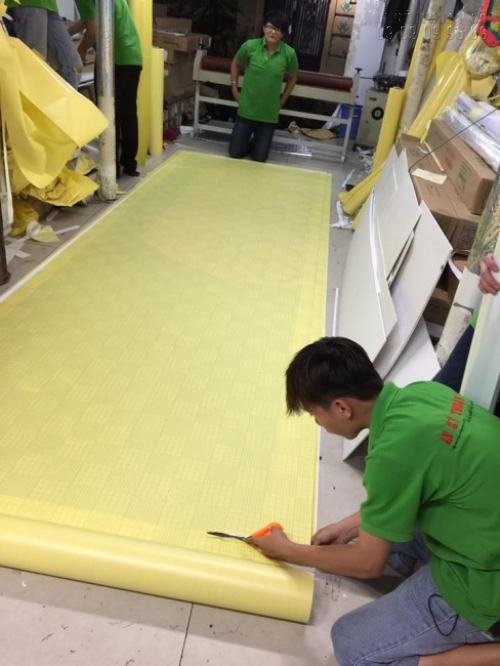 Tất cả các sản phẩm in ấn decal, in uv cao cấp, in tem nhãn, sticker có giá thành rẻ, nhưng chất lượng lại tuyệt vời bởi In Kỹ Thuật Số trực tiếp cho nhân viên dày dạn kinh nghiệm gia công thành phẩm cho quý khách, đảm bảo mọi khâu gia công hoàn thiện đều được thực hiện tỉ mỉ, đẹp nhất