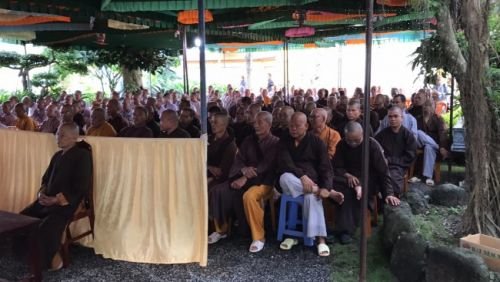Công ty In Kỹ Thuật Số hoạt động xã hội cúng dường trai tăng và khuân đồ hộ các sư thầy tại Thiền Viện Trúc Lâm Phật Đăng vào ngày 28/5/2017