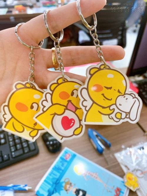 Làm móc khóa mica in hình theo yêu cầu | Móc khóa Mica Sweet QooBee - In Kỹ Thuật Số Since 2006 - Ảnh: 1 Làm móc khóa mica in hình theo yêu cầu | Móc khóa Mica Sweet QooBee - In Kỹ Thuật Số Since 2006 - Ảnh: 1