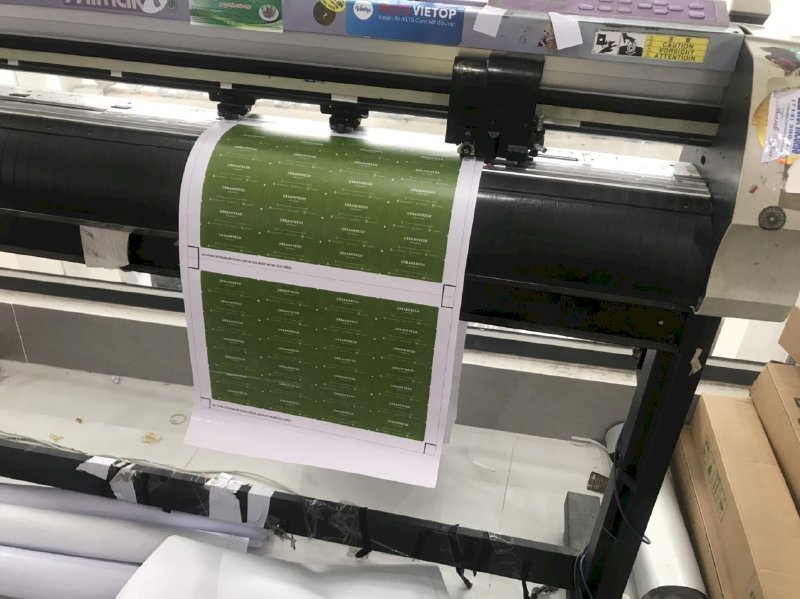 Máy bế Mimaki tại In Kỹ Thuật Số
