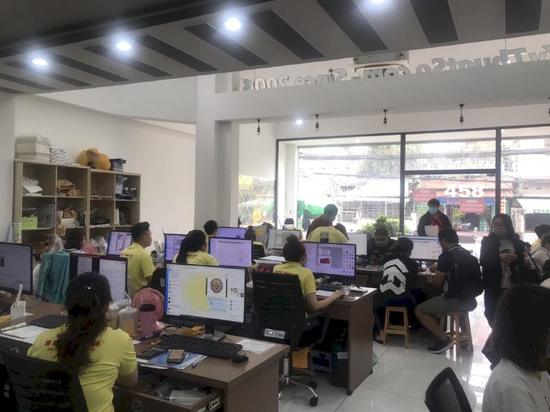 quy trình in thẻ nhựa nhân viên