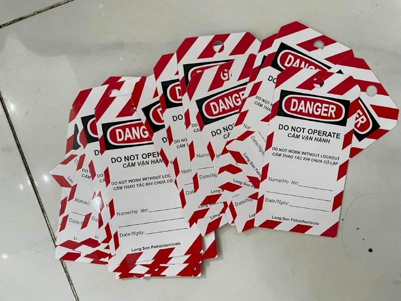 in thẻ bài nhựa tại In Kỹ Thuật Số Since 2006