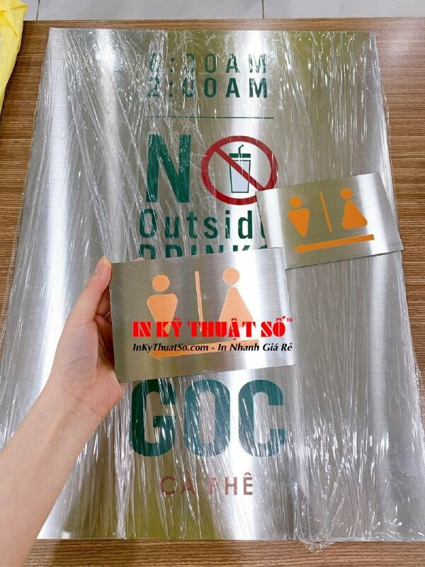 Đặt làm biển inox ăn mòn - báo giá bảng inox ăn mòn kim loại trắng xước, vàng đồng xước TPHCM - Ảnh: 3