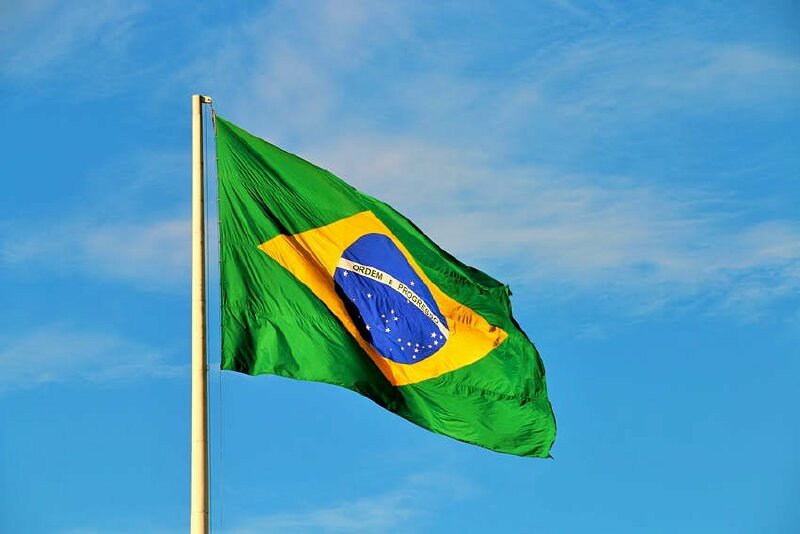 Hình đại diện cờ Brazil: Brazil - một quốc gia bao la đầy màu sắc và sự đa dạng. Hình đại diện của cờ Brazil thể hiện sự độc đáo và cá tính của đất nước này. Tại World Cup 2024, bạn sẽ được trải nghiệm văn hóa đa dạng cùng với sự đón tiếp nồng hậu của người dân Brazil. Hãy để bản thân ngập tràn cảm xúc khi chiêm ngưỡng vẻ đẹp này.