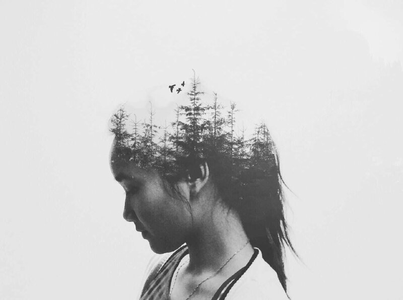 Ảnh đại diện chất cho nữ với hình ảnh mang tính biểu tượng, nghệ thuật