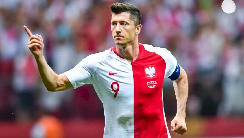 Ảnh Lewandowski 4K - thủ quân vững chải của đội tuyển quốc gia Ba Lan