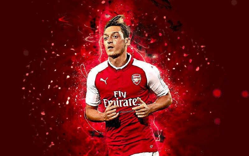 Hình nền Özil: Thiết lập hình nền Özil để thể hiện tình yêu và sự ngưỡng mộ của bạn dành cho ngôi sao tài năng này. Với nụ cười tươi tắn, tài năng bẩm sinh và trái tim đam mê, hình nền Özil là một lựa chọn hoàn hảo để tôn vinh một trong những cầu thủ giỏi nhất của Arsenal.