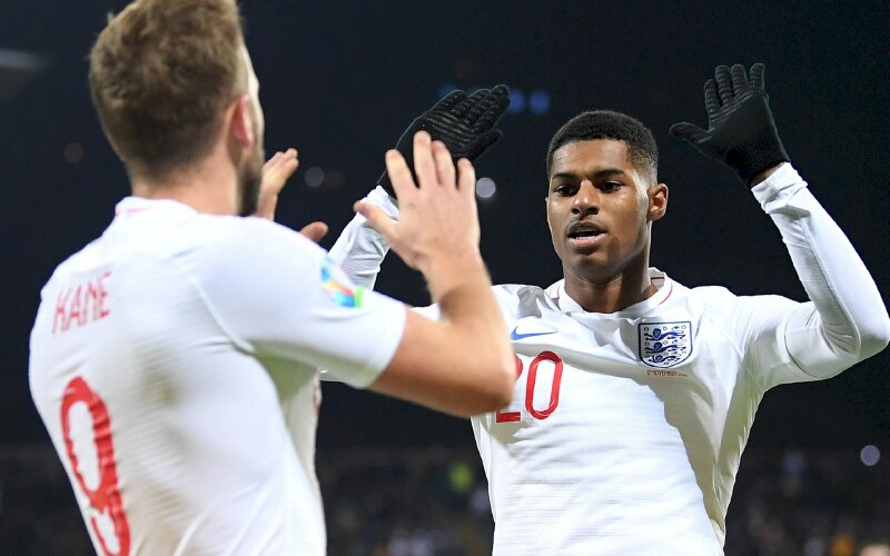 Ảnh Rashford 4K đập tay ăn mừng cùng Harry Kane sau một pha ghi bàn tại Euro 2020