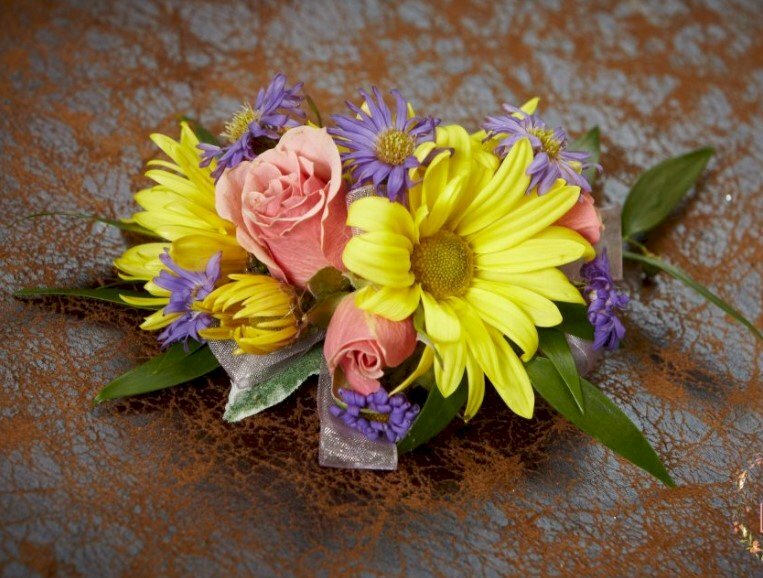 Hoa cúc vàng tặng mẹ với tình yêu bao la