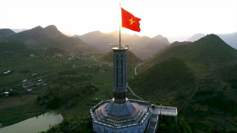 Những hình ảnh lá cờ Việt Nam tuyệt đẹp  Thủ Thuật Phần Mềm  DYB