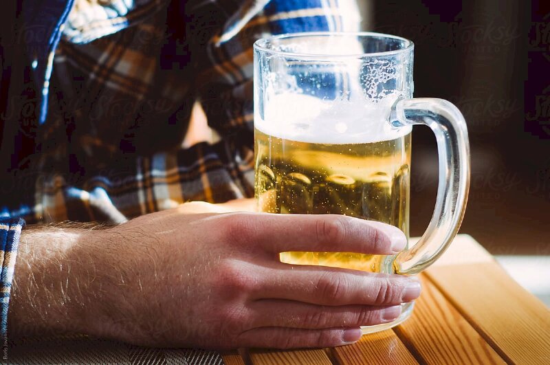 Chill cùng ly bia trong những giờ nghỉ ngơi