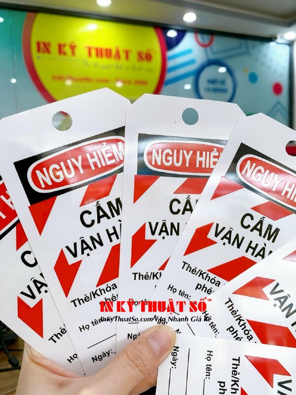 In thẻ cảnh báo cấm vận hành, tag out - lock out, khóa LOTO, thẻ cách ly, Danger an toàn nhựa dẻo mỏng - Ảnh: 2